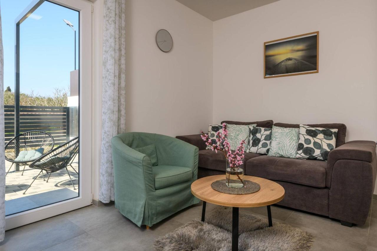 Villa Dora Pula Exteriér fotografie