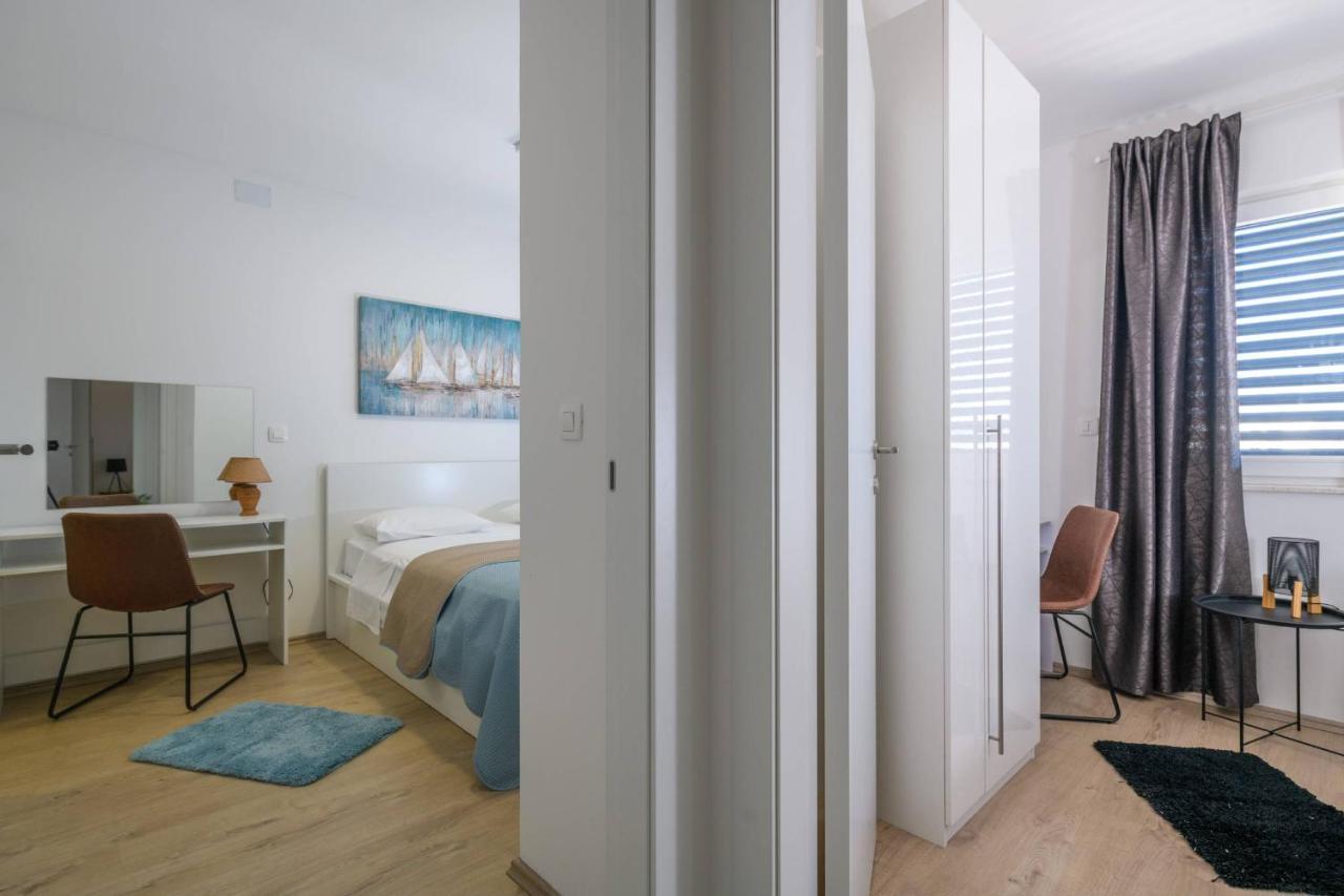 Villa Dora Pula Exteriér fotografie